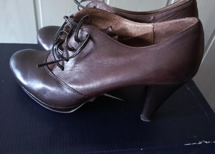 Grajewo ogłoszenia: Sprzedam buty rozmiar 40