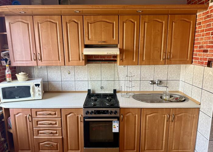 Grajewo ogłoszenia: Sprzedam z własnym odbiorem. 
Segment kuchenny 300 zł. 
Komoda...