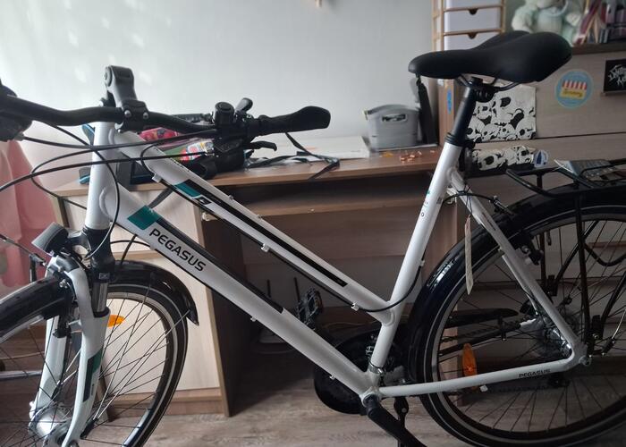 Grajewo ogłoszenia: Sprzedam nowy rower pegasus kola 28 cali wyjęty z kartonu i...
